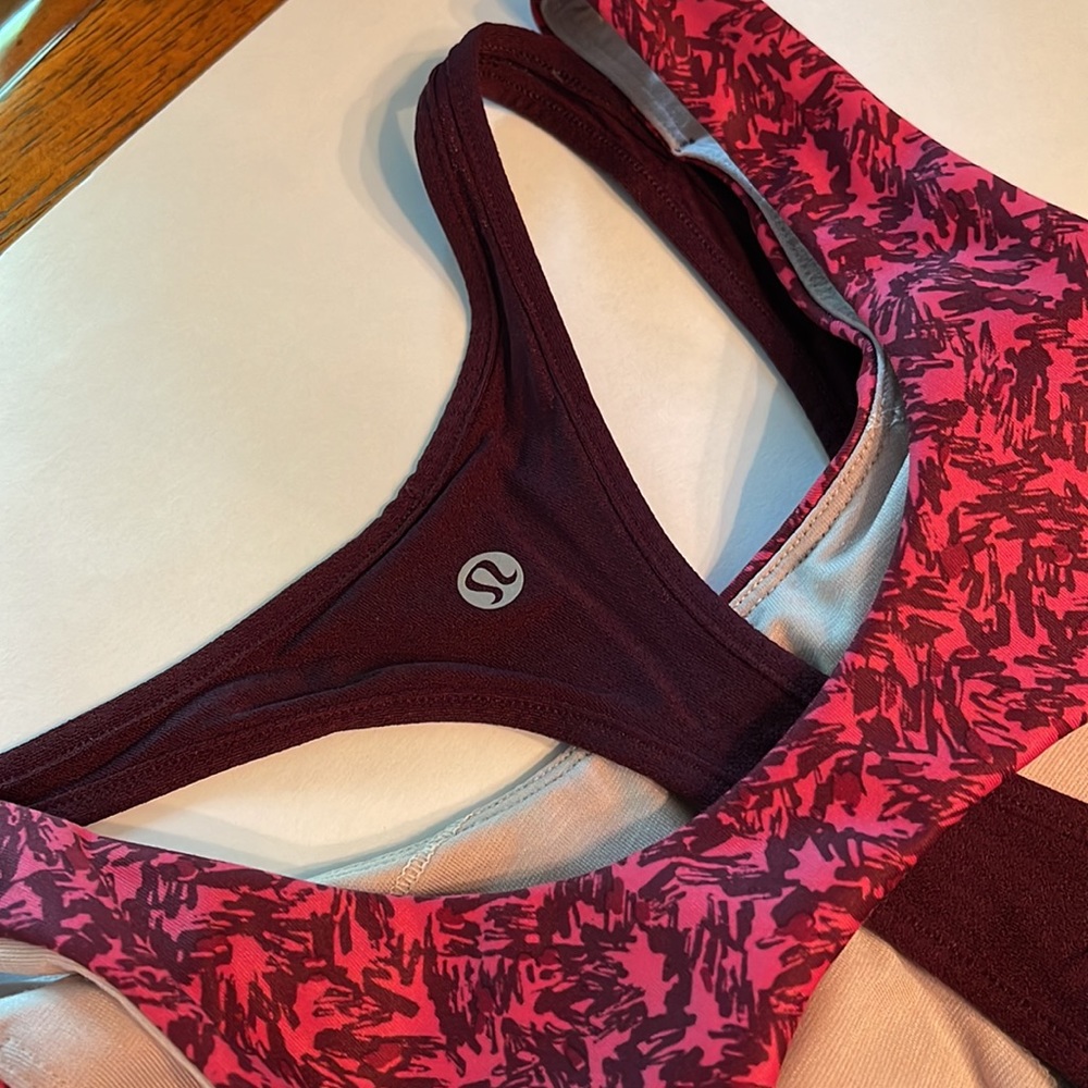 Lululemon Tank with Built in Bra - Picture 3 of 3
